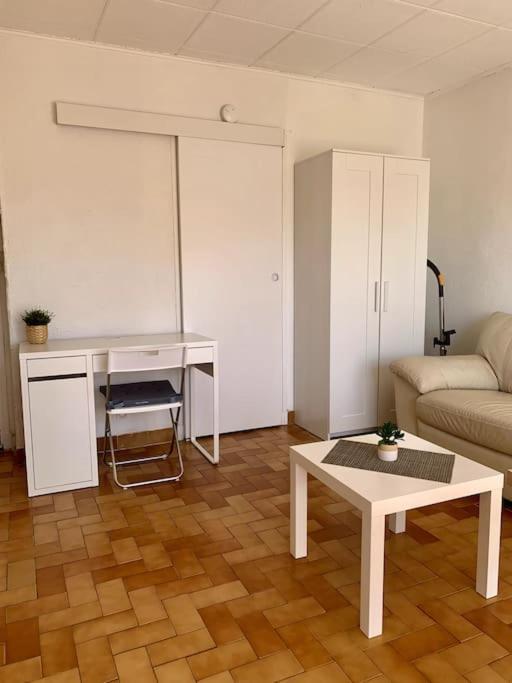 La Garde : Joli Studio Dans Residence Exterior foto